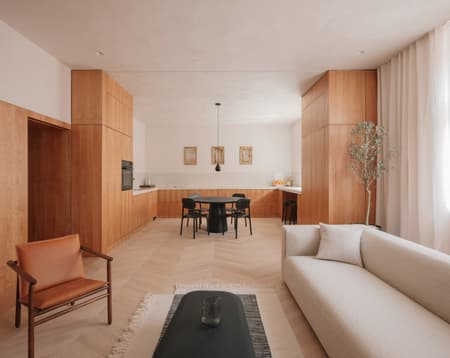 Treehouse Apartment